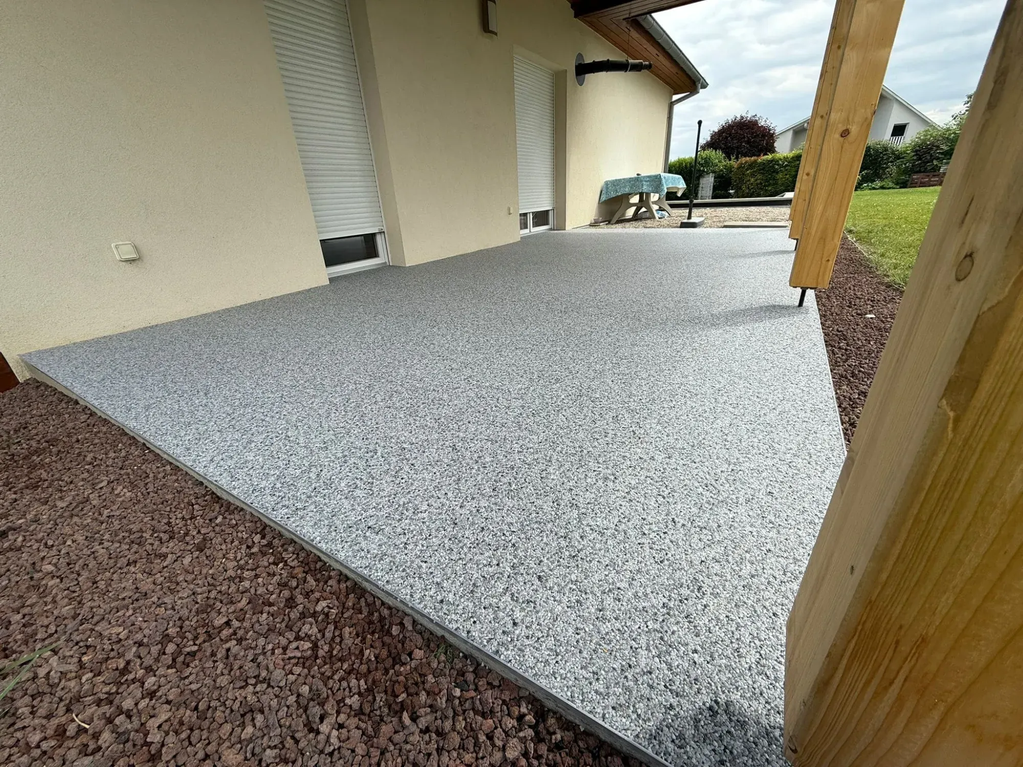 Steinteppich von Kréa Concept